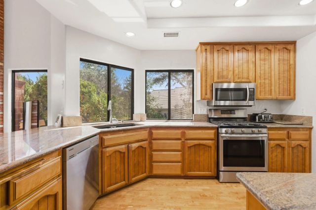 15927 Litten Way, Ramona, CA 92065