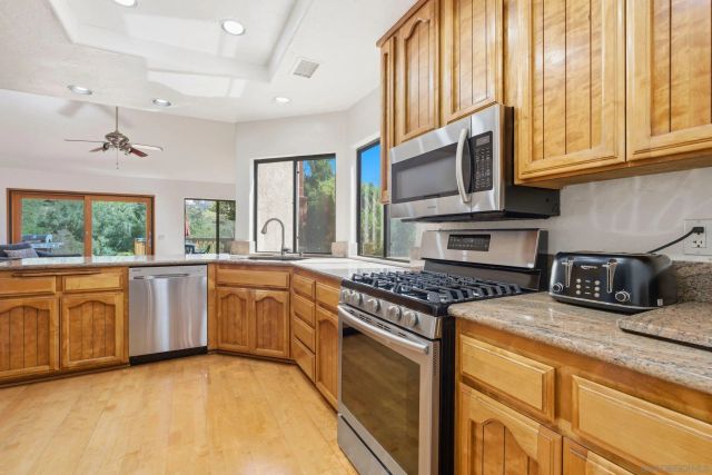 15927 Litten Way, Ramona, CA 92065