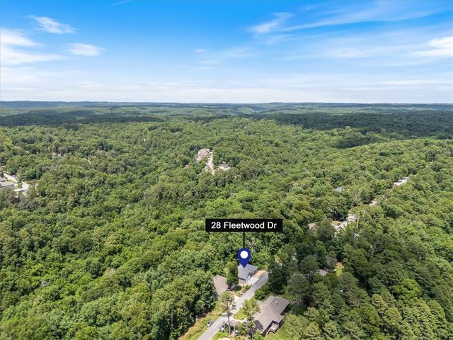 28 Fleetwood Drive, Bella Vista, AR 72714