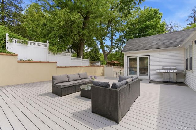 319 38th Road, Douglaston, NY 11363