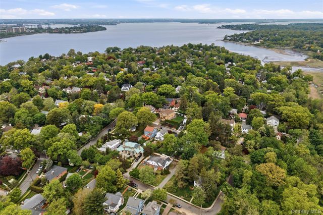 319 38th Road, Douglaston, NY 11363