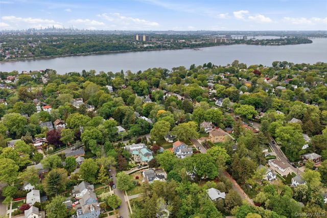 319 38th Road, Douglaston, NY 11363