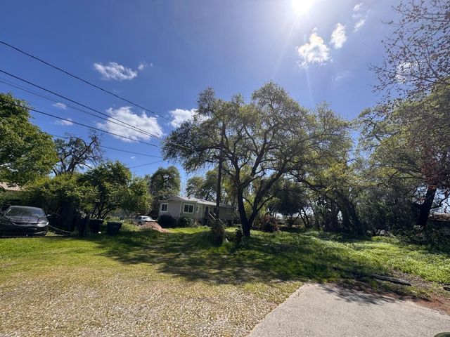 5800 Rosebud Ln, Sacramento, CA 95841