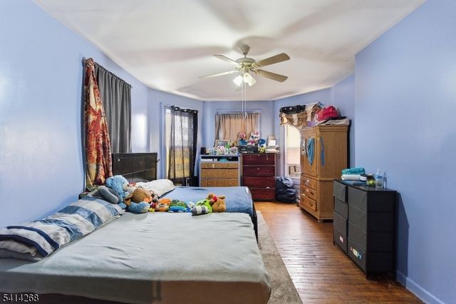 27 Jacques St, Elizabeth City, NJ 07201