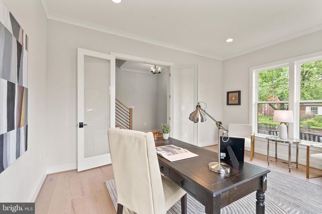 8217 BUCKNELL DR, Vienna, VA 22180