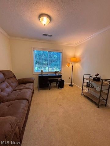 1411 Buckingham Gate Boulevard, Cuyahoga Falls, OH 44221