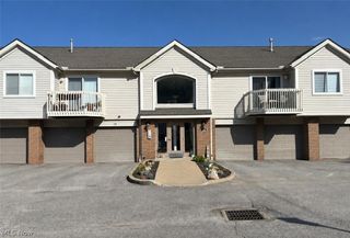 1411 Buckingham Gate Boulevard, Cuyahoga Falls, OH 44221
