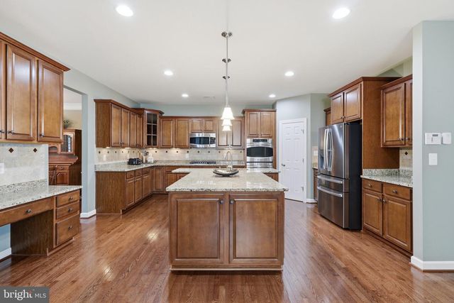 41684 BLUE GRAMA CIR, Aldie, VA 20105