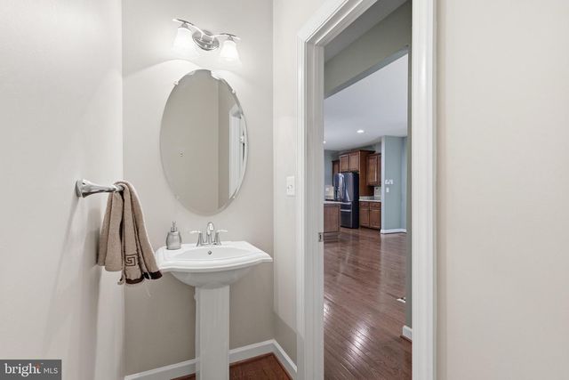 41684 BLUE GRAMA CIR, Aldie, VA 20105