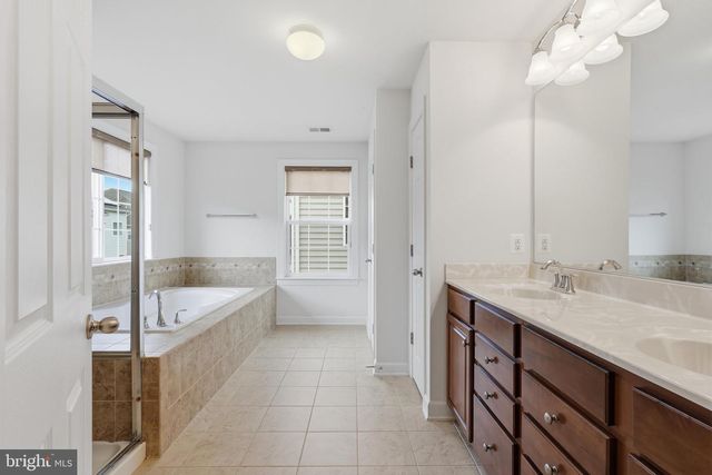 41684 BLUE GRAMA CIR, Aldie, VA 20105