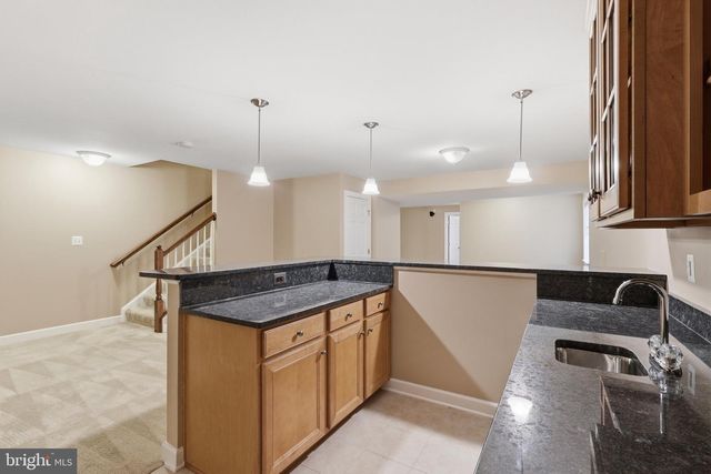 41684 BLUE GRAMA CIR, Aldie, VA 20105