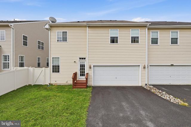 41684 BLUE GRAMA CIR, Aldie, VA 20105