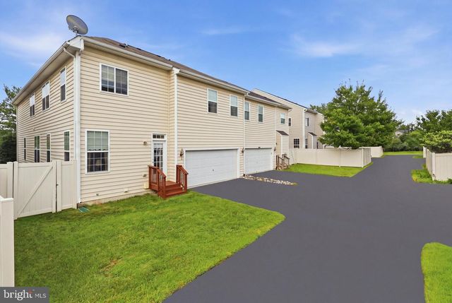 41684 BLUE GRAMA CIR, Aldie, VA 20105