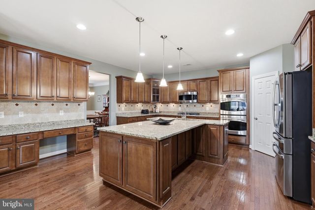 41684 BLUE GRAMA CIR, Aldie, VA 20105