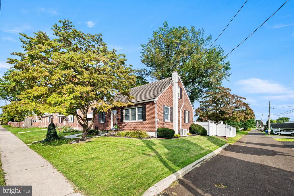124 S JEFFERSON ST, BOYERTOWN, PA 19512 — photo 3
