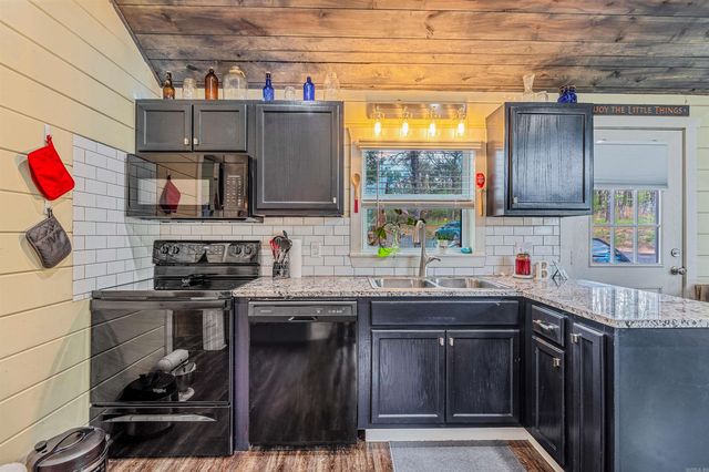 10 Ole Taylor Cove, Cabot, AR 72023