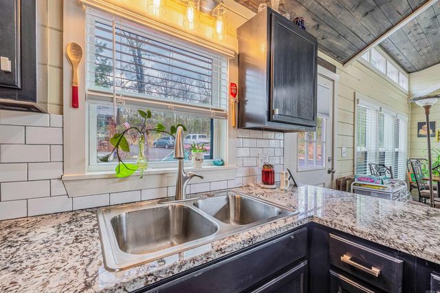 10 Ole Taylor Cove, Cabot, AR 72023