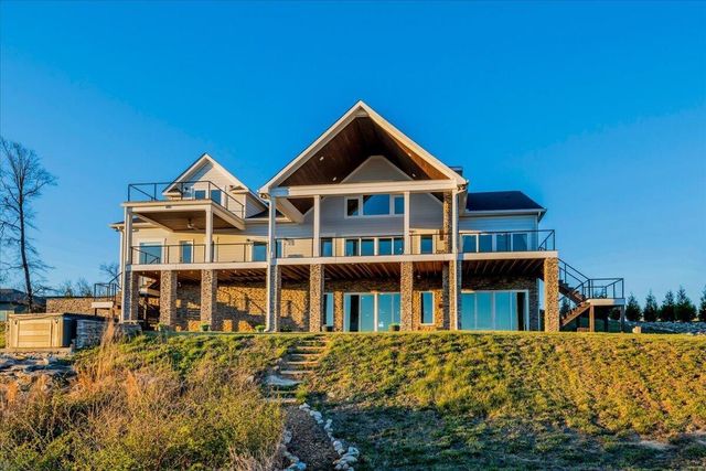 155 Riverview Court, Jasper, TN 37347