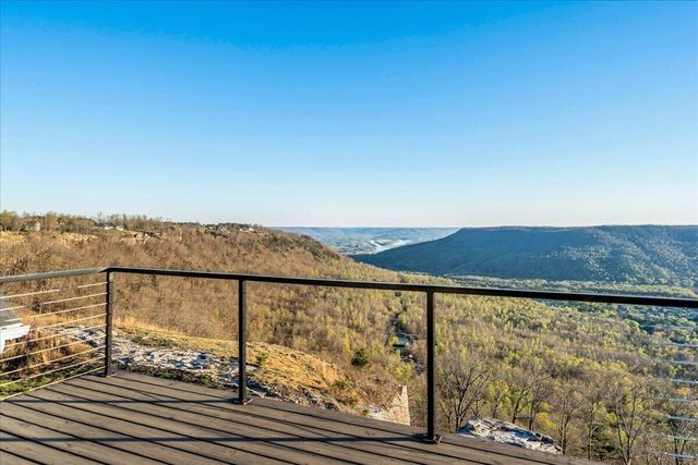 155 Riverview Court, Jasper, TN 37347