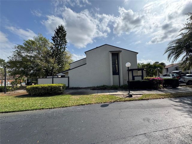 4100 PLAYER CIRCLE 101, Orlando, FL 32808