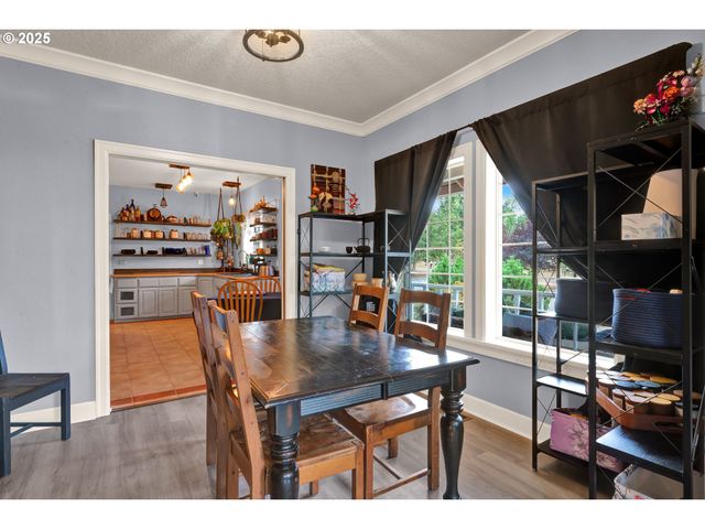 33530 MOLITOR RANCH Rd, Cottage Grove, OR 97424