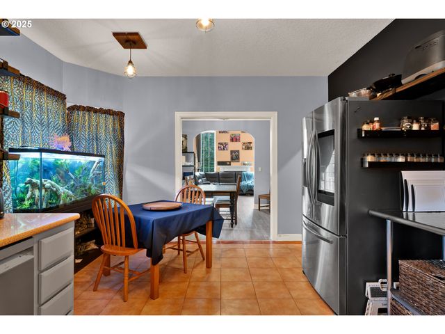 33530 MOLITOR RANCH Rd, Cottage Grove, OR 97424