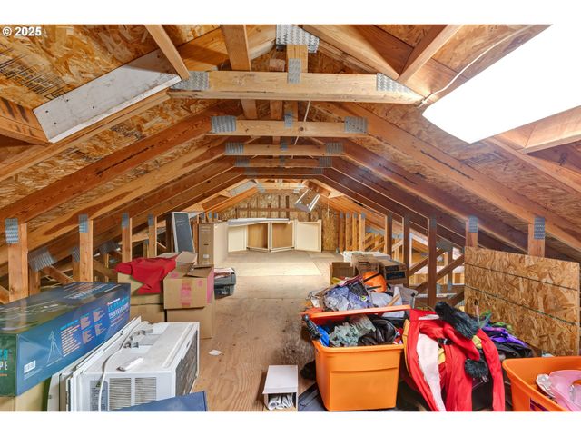 33530 MOLITOR RANCH Rd, Cottage Grove, OR 97424