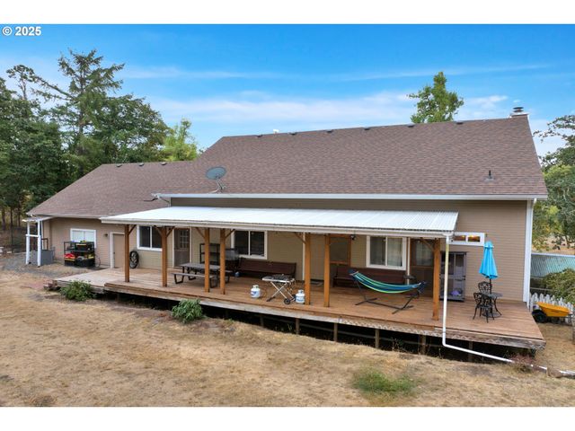 33530 MOLITOR RANCH Rd, Cottage Grove, OR 97424