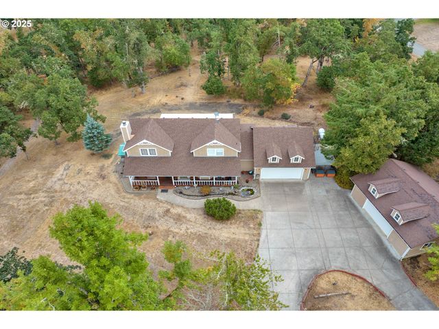 33530 MOLITOR RANCH Rd, Cottage Grove, OR 97424