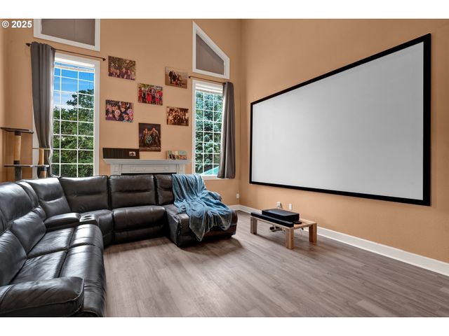 33530 MOLITOR RANCH Rd, Cottage Grove, OR 97424