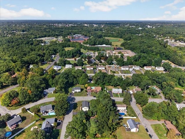 7 Barbara Road, Taunton, MA 02780