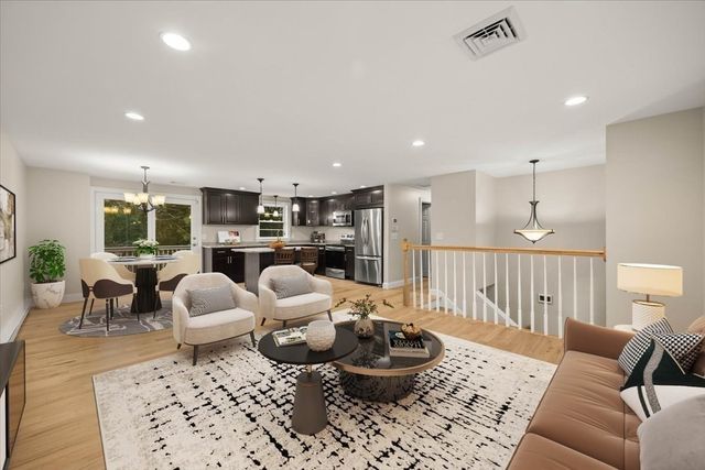 7 Barbara Road, Taunton, MA 02780