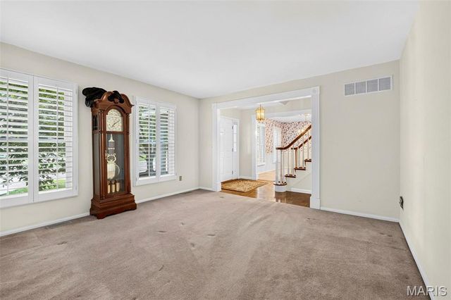 128 N Biddeford Court, St Charles, MO 63304