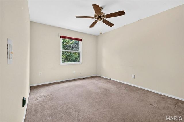 128 N Biddeford Court, St Charles, MO 63304