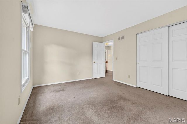 128 N Biddeford Court, St Charles, MO 63304
