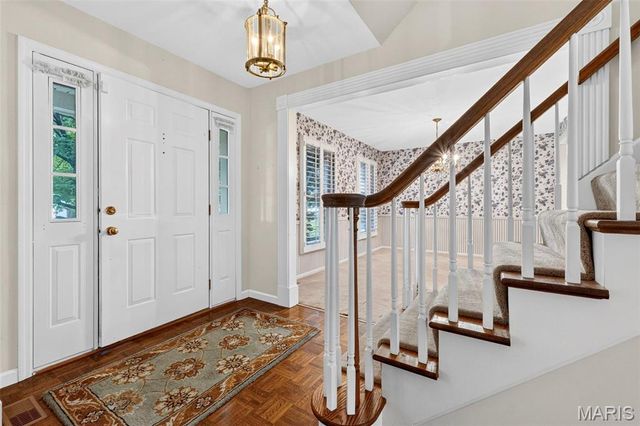 128 N Biddeford Court, St Charles, MO 63304