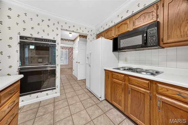 128 N Biddeford Court, St Charles, MO 63304