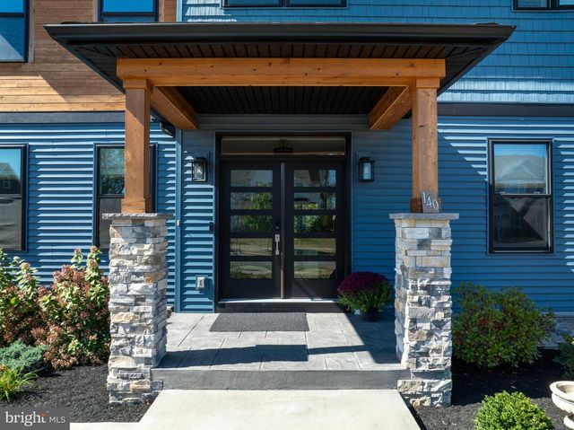 140 PEPPERBERRY LN, State College, PA 16801