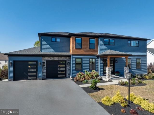 140 PEPPERBERRY LN, State College, PA 16801