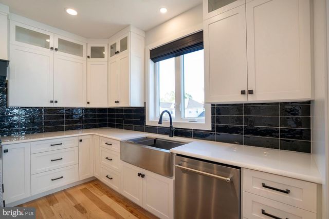 140 PEPPERBERRY LN, State College, PA 16801