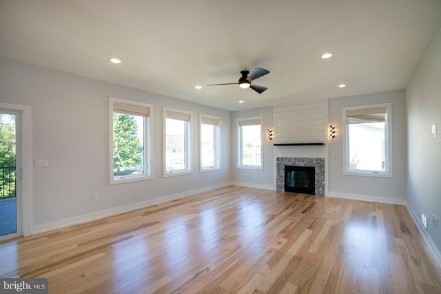 140 PEPPERBERRY LN, State College, PA 16801