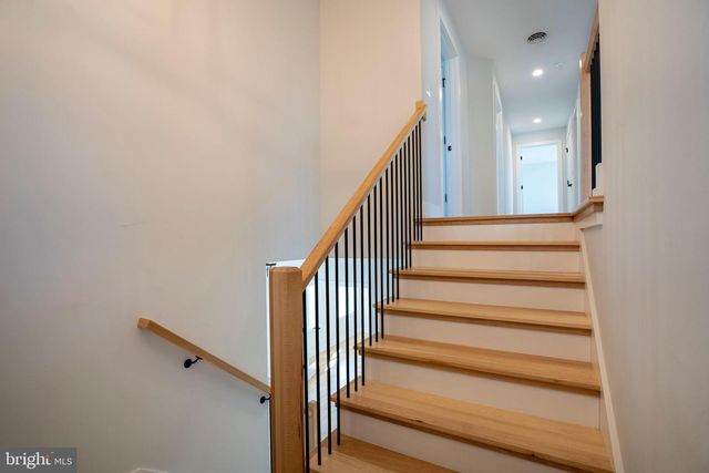 140 PEPPERBERRY LN, State College, PA 16801