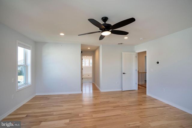 140 PEPPERBERRY LN, State College, PA 16801