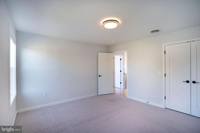 140 PEPPERBERRY LN, State College, PA 16801