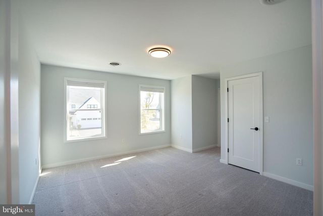 140 PEPPERBERRY LN, State College, PA 16801