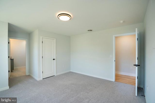 140 PEPPERBERRY LN, State College, PA 16801