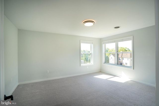 140 PEPPERBERRY LN, State College, PA 16801