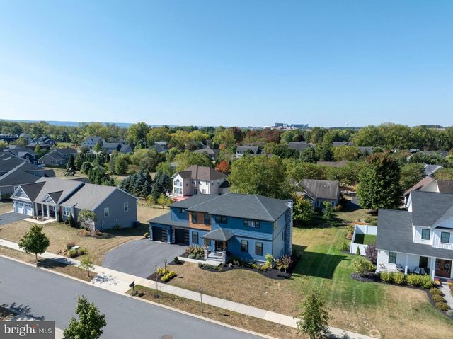 140 PEPPERBERRY LN, State College, PA 16801