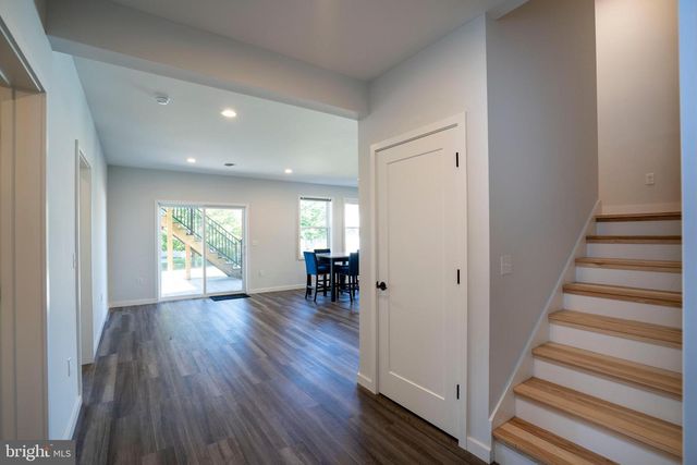 140 PEPPERBERRY LN, State College, PA 16801