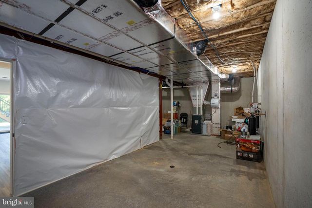 140 PEPPERBERRY LN, State College, PA 16801